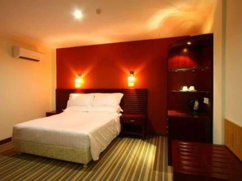 Grand Hallmark - 3* Johor Bahru